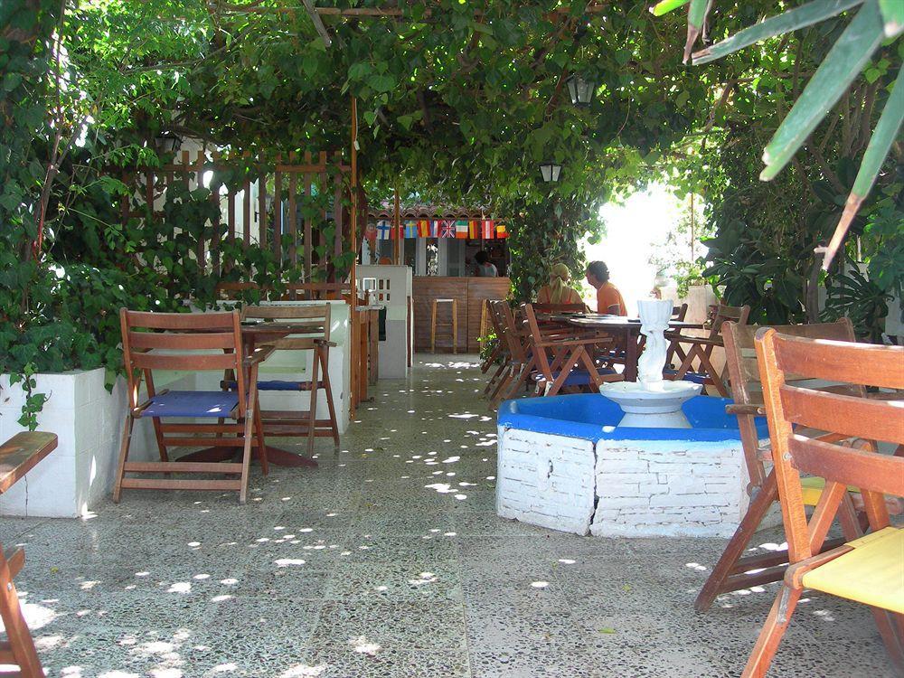 Hotel Dionysis Studios Adamantas  Esterno foto